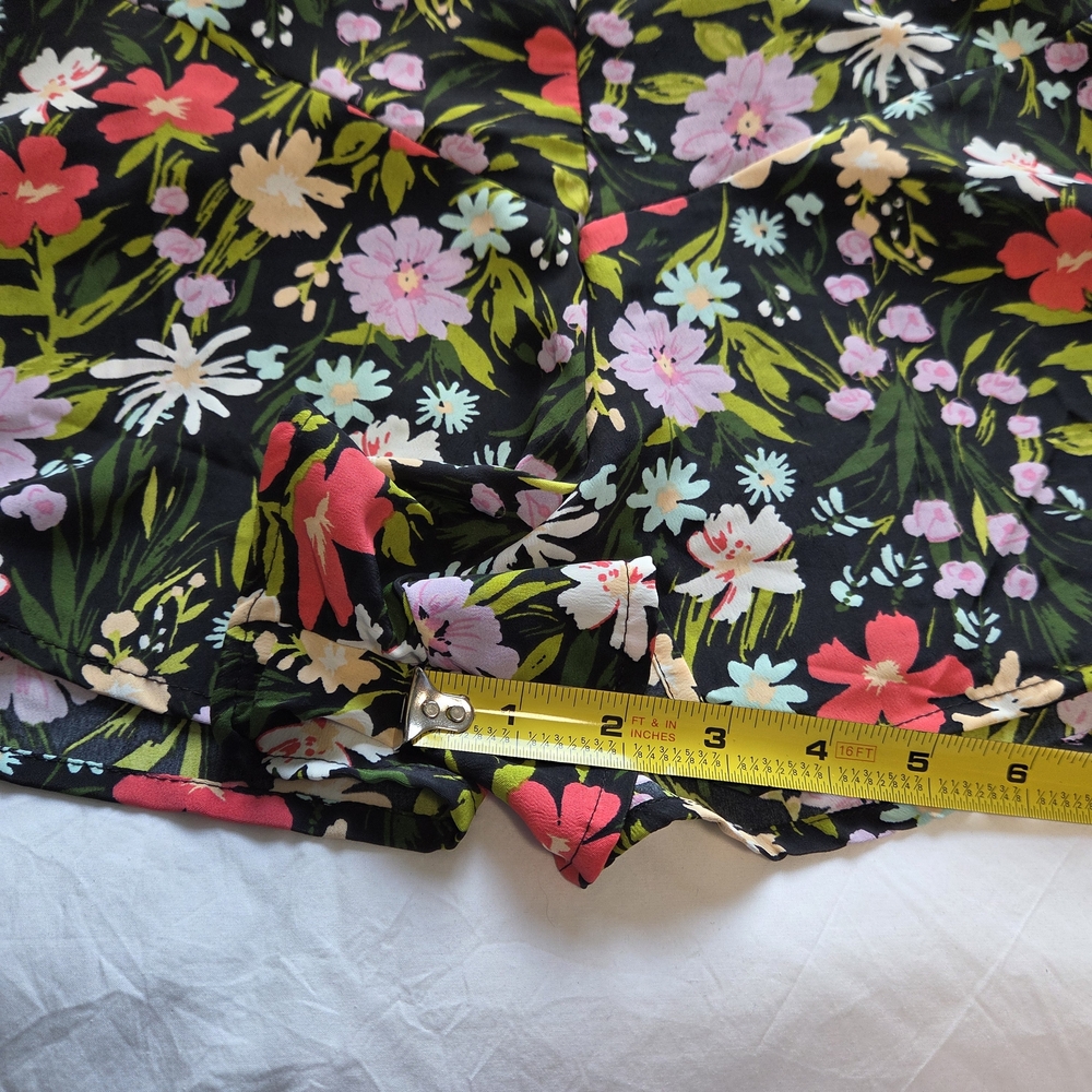 Floral Spaghetti Strap Romper - Picture 8 of 13